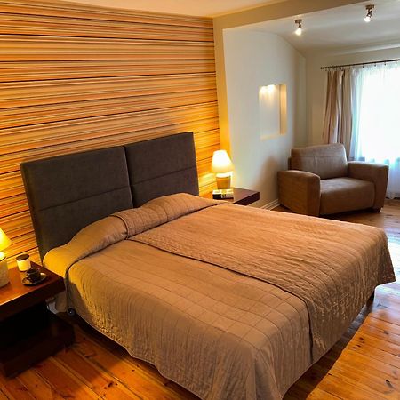 Home & Travel Λοτζ Εξωτερικό φωτογραφία