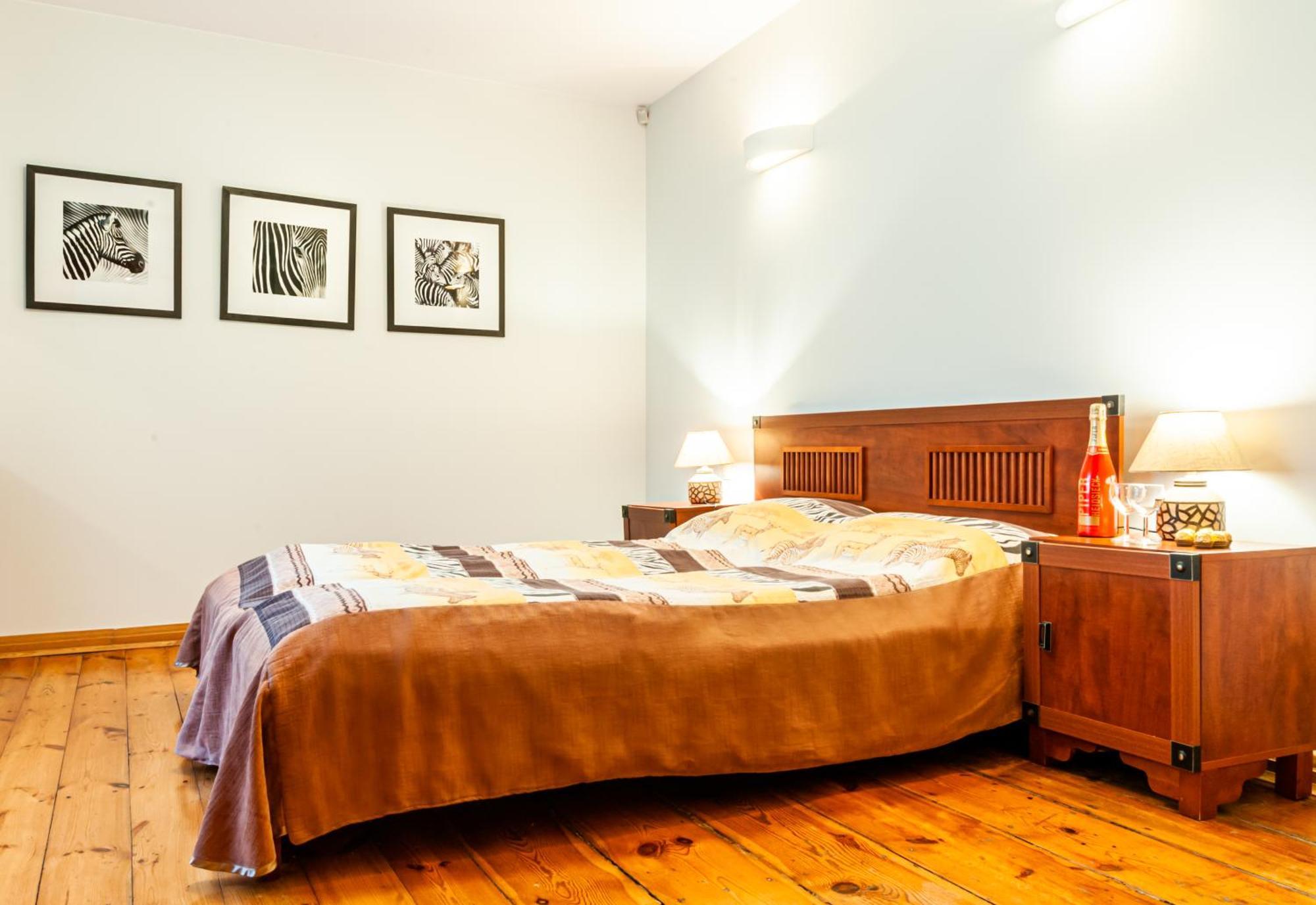 Home & Travel Λοτζ Δωμάτιο φωτογραφία