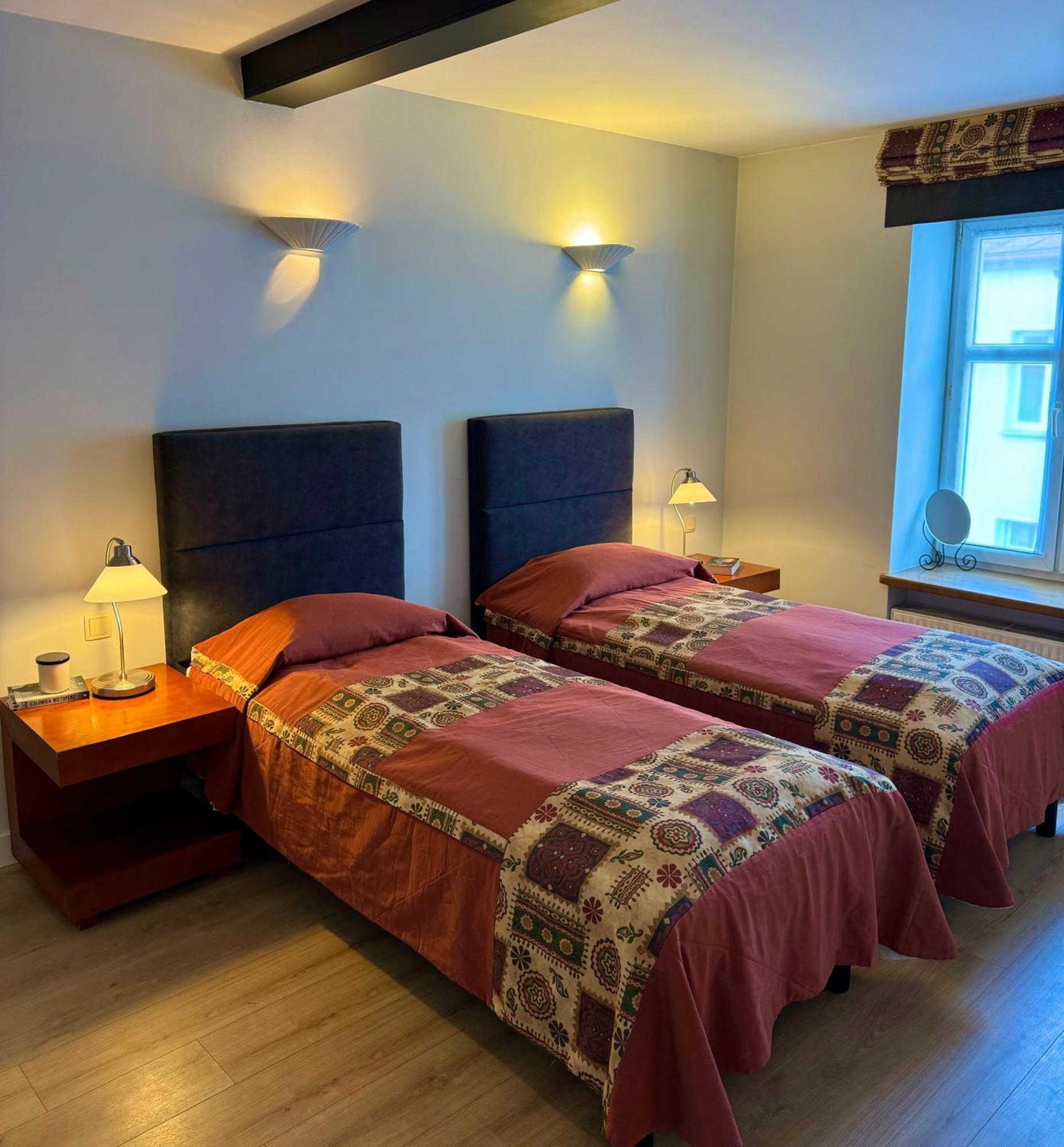 Home & Travel Λοτζ Εξωτερικό φωτογραφία